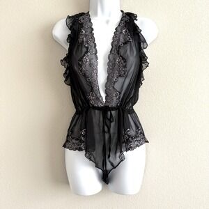 Victorias Secret Black Lacie Romper Womens Small Dark Fairy Whimsigoth Feminine